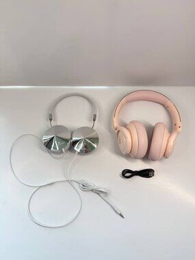 Women’s Headphones Bundle – Swarovski Luxury Edition + Soundcore Life Q30